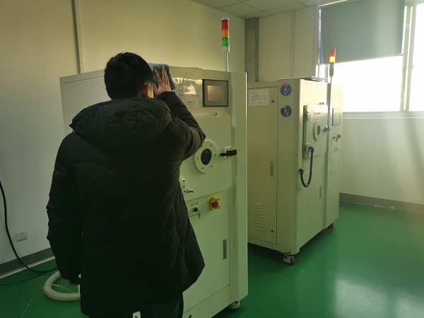 妖精视频大全免费妖精视频网页版機在小年除塵